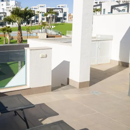 Oasis 8 Floor In Punta Prima トレビエハ