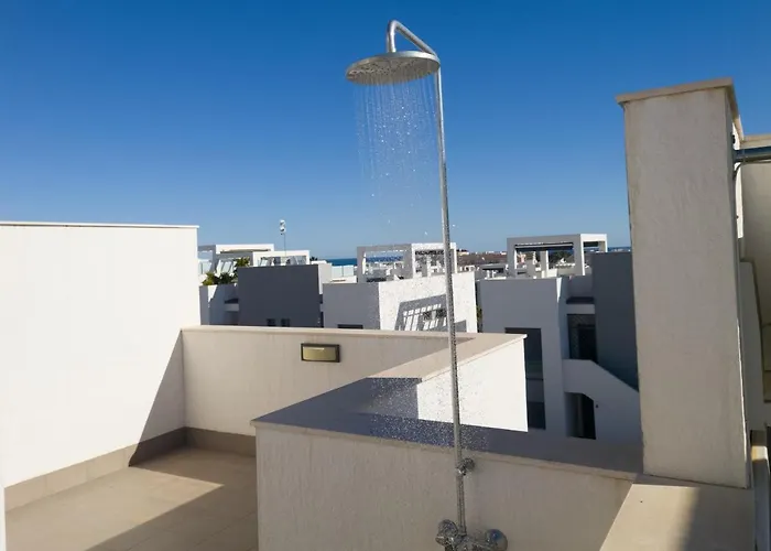 Oasis 8 Floor In Punta Prima Hébergement de vacances